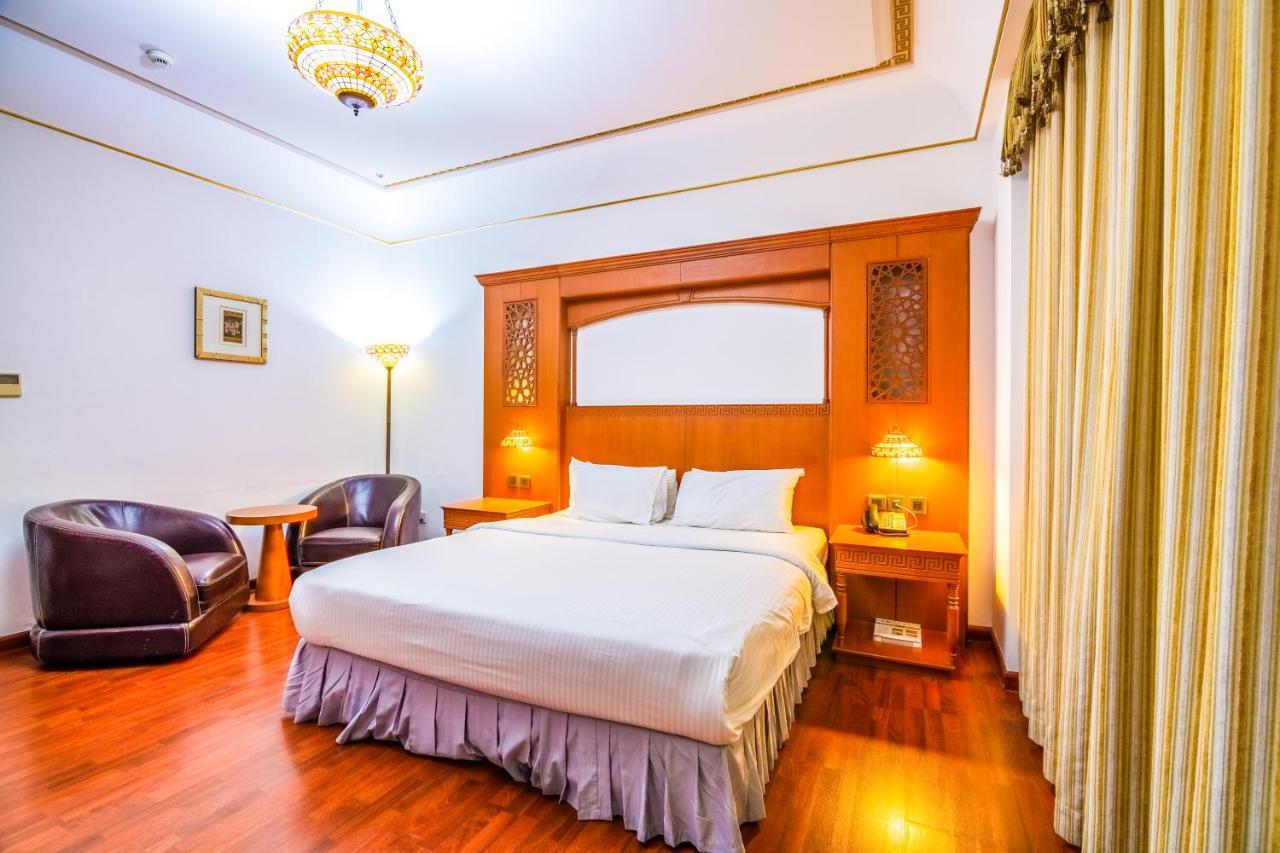 The Platinum Hotel Muscat Exterior foto