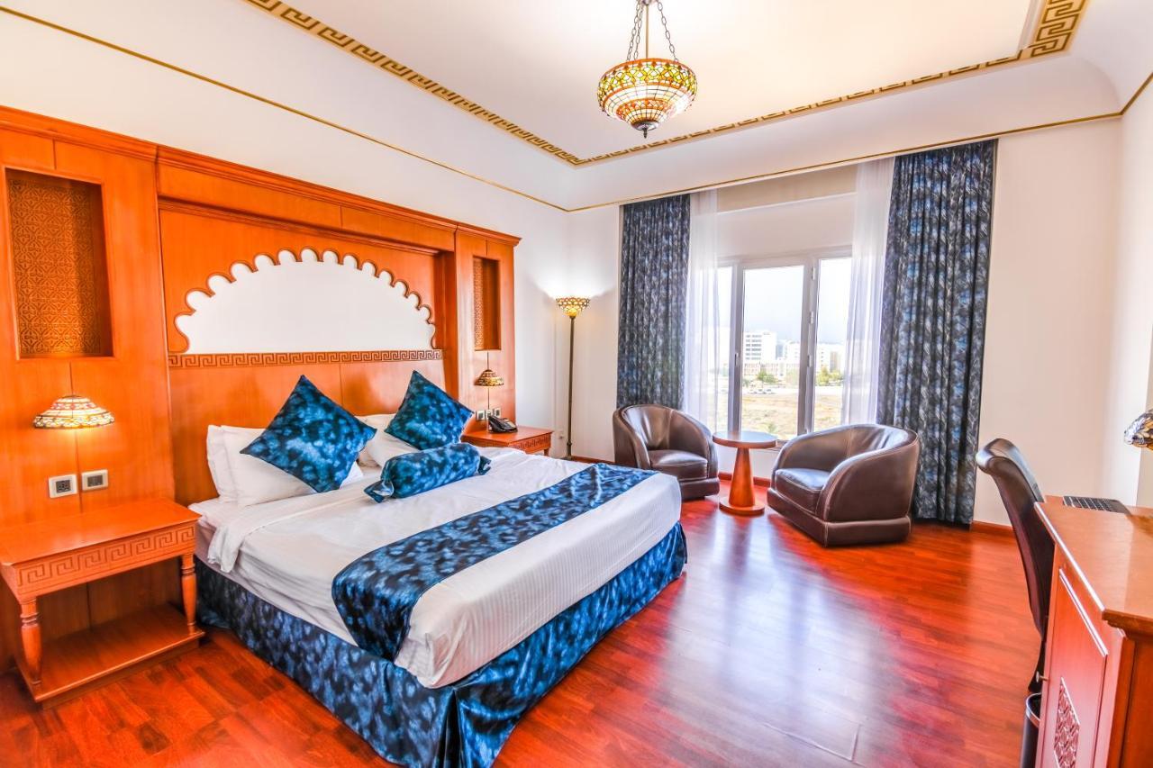 The Platinum Hotel Muscat Exterior foto