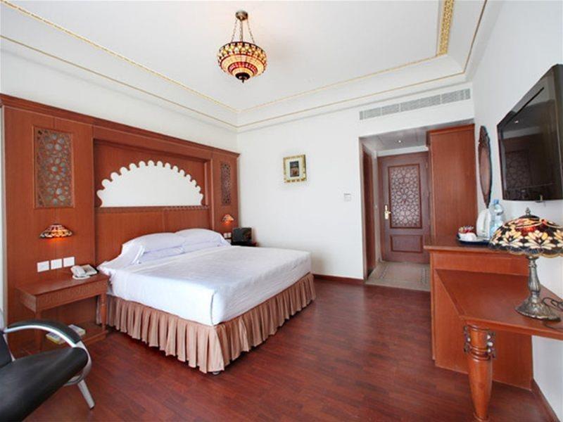 The Platinum Hotel Muscat Exterior foto