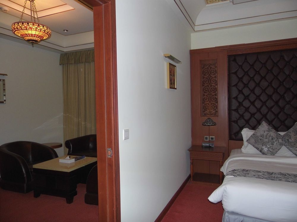 The Platinum Hotel Muscat Exterior foto